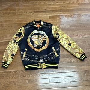 Men’s or women’s the zipper is broken so knew zipper required